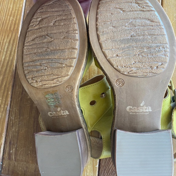 Leather boho Yellow Sandals - Picture 9 of 9